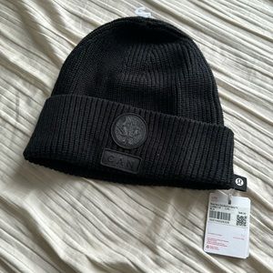 Ribbed marino wool blend knit beanie